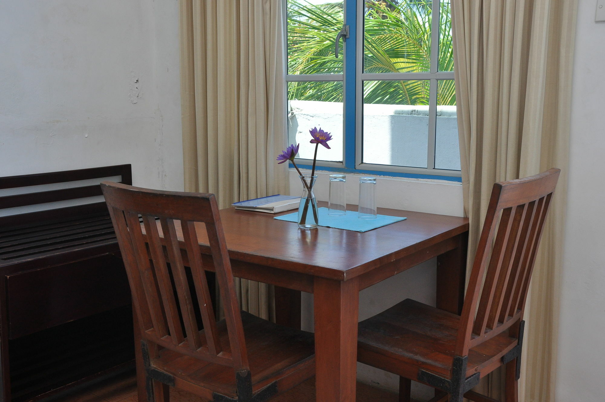 Mountbaylk Hotel Dehiwala-Mount Lavinia Exterior foto